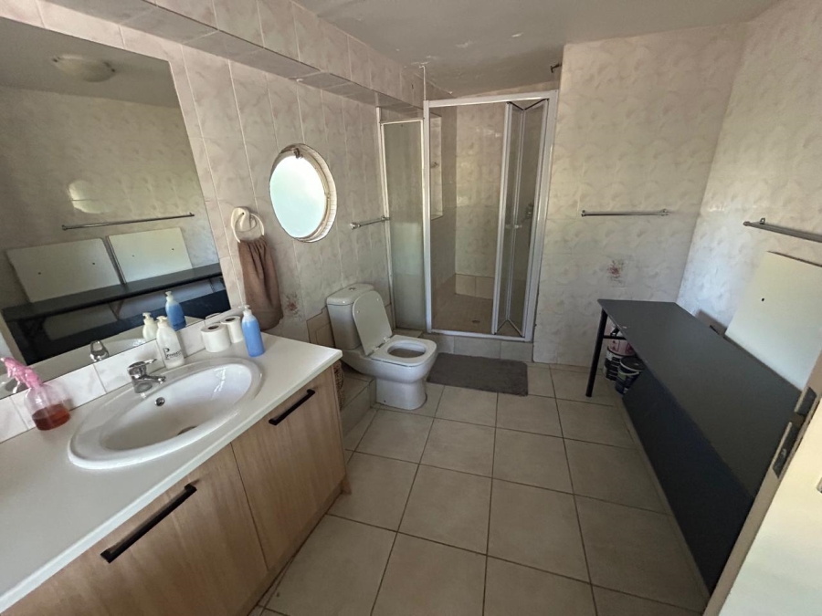 To Let 6 Bedroom Property for Rent in Bayswater Free State